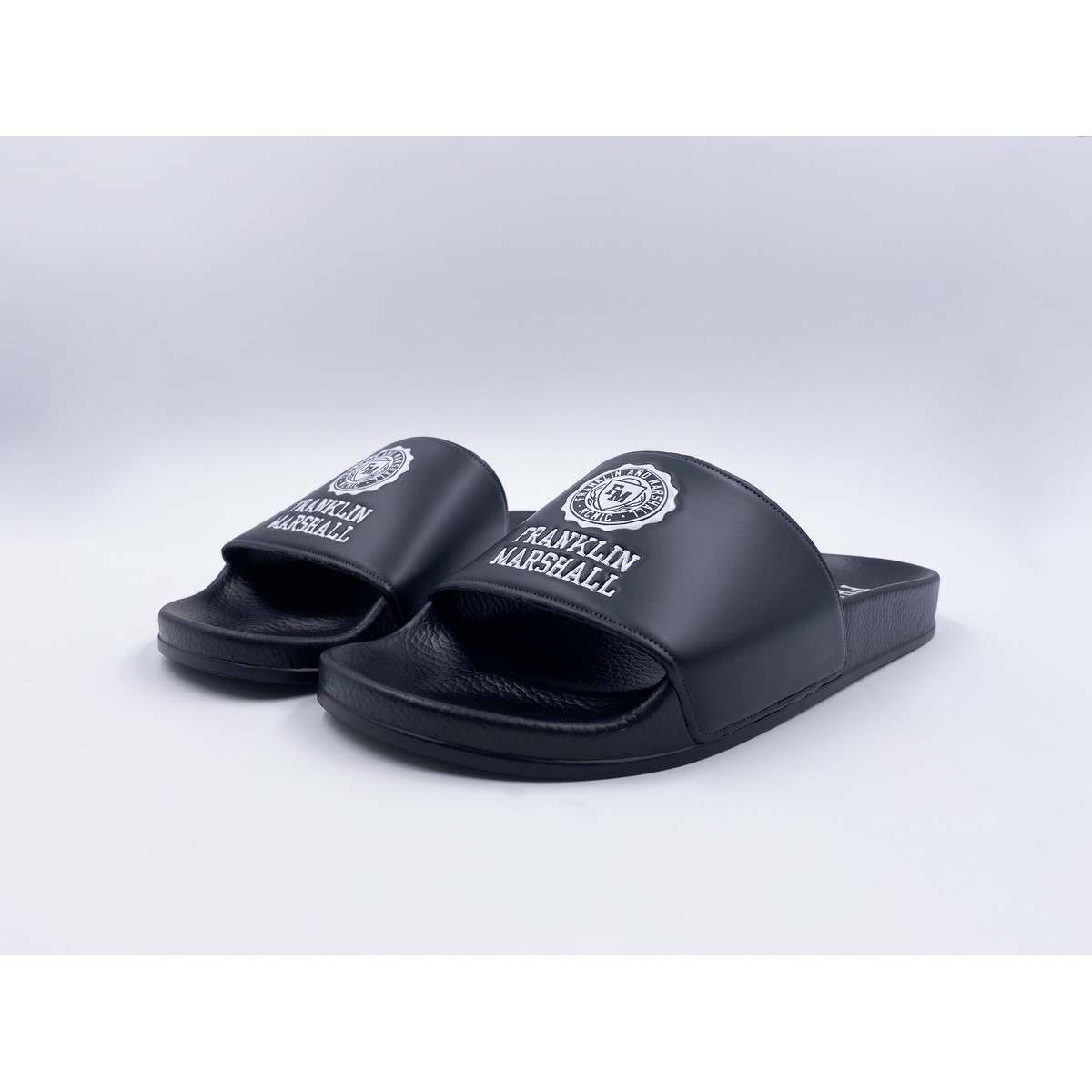 slipper base